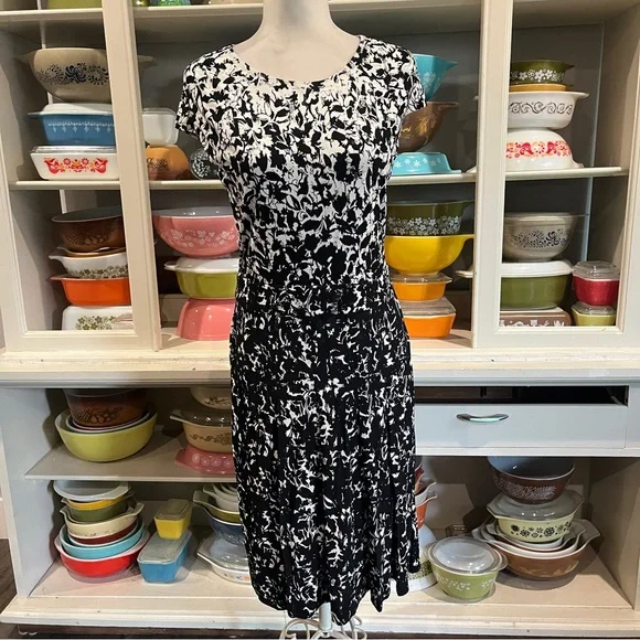 Tory Burch Sophia Print A-Line Dress (as seen on Kate Middleton) - Size Medium - Picture 5 of 16